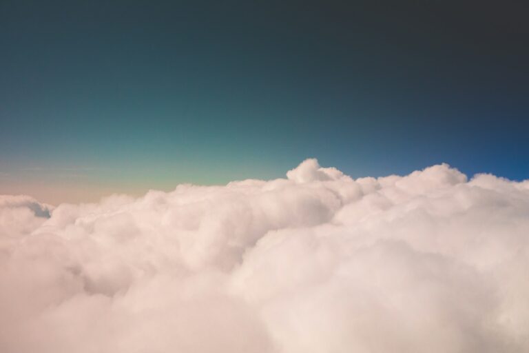 kyle-smith-TYO_F1Bkx_I-unsplash
