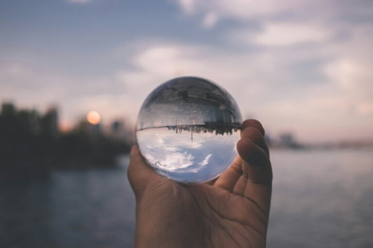 nadine-e-anXB3AhQcJ0-unsplash(1)